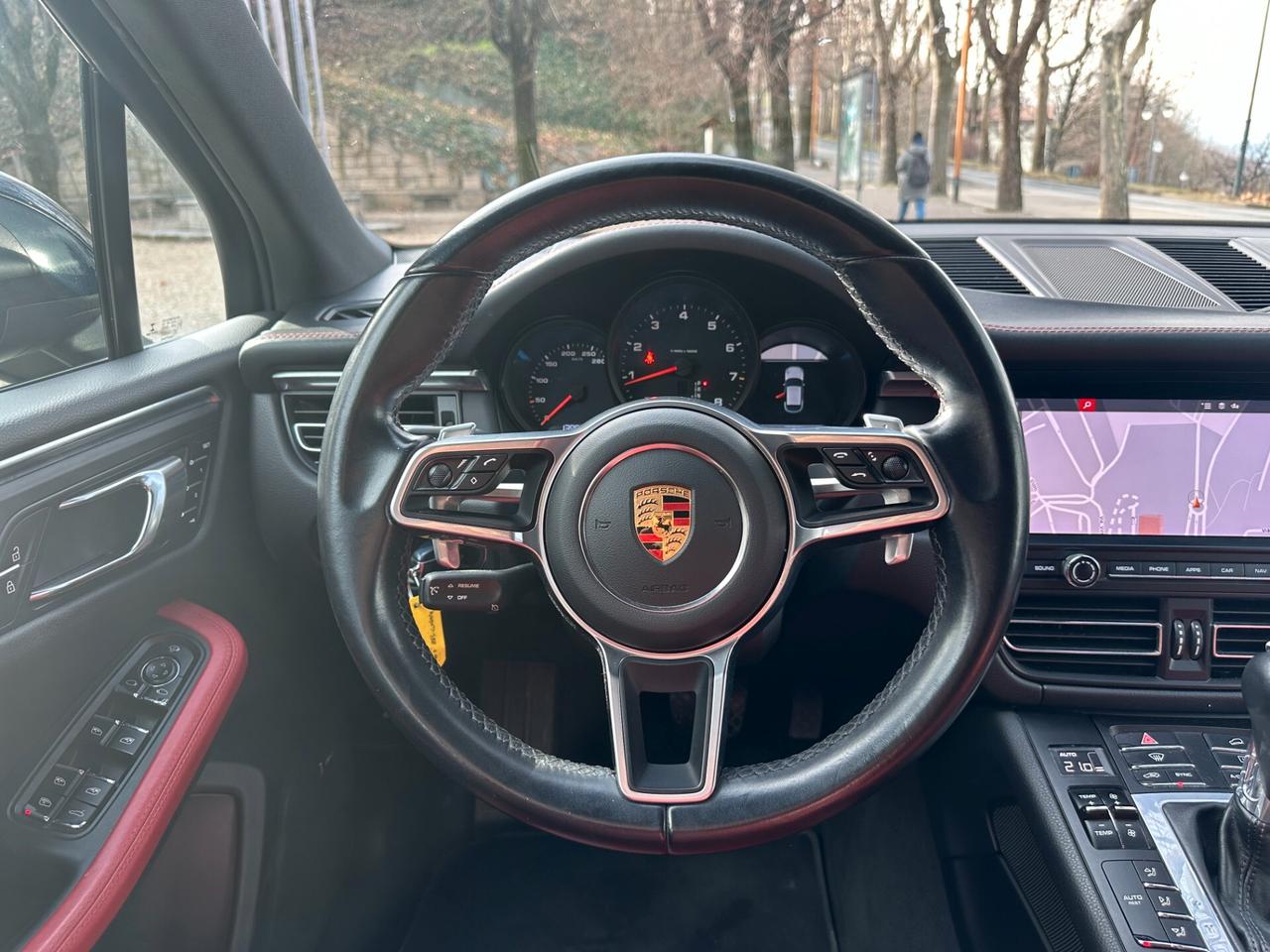 Porsche Macan 2.0 T 245 CV Sport Design PDK