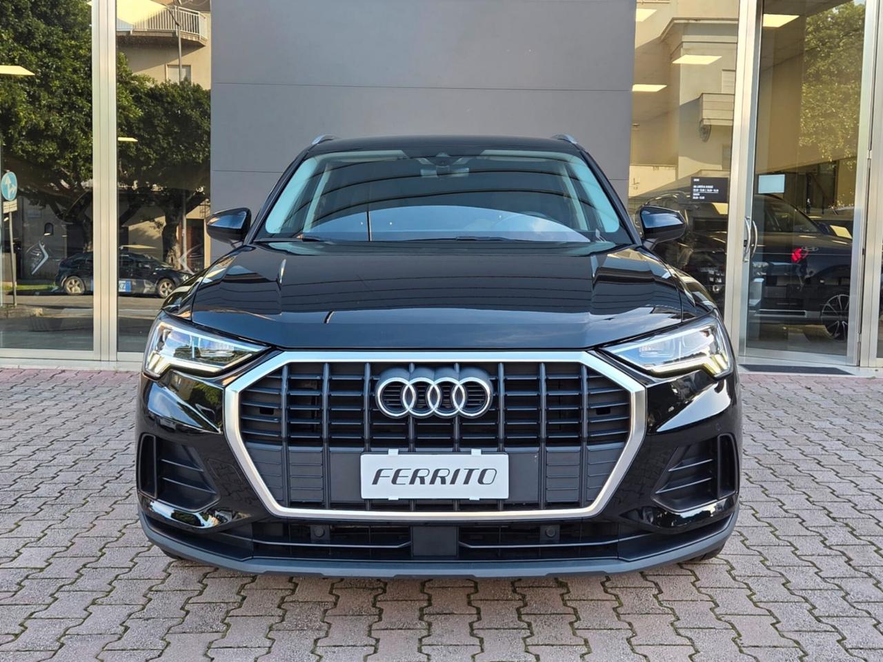 Audi Q3 35 TDI S tronic 150 cv Business