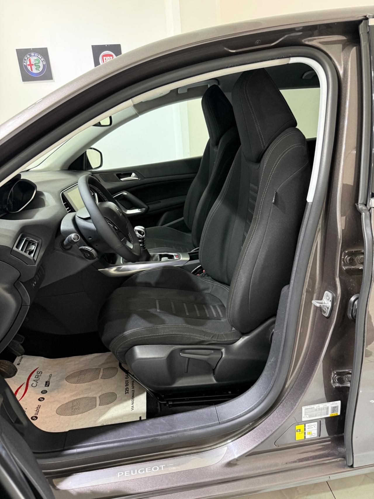 PEUGEOT 308 1.6 E-HDI 115 CV STOPESTART ALLURE PACK