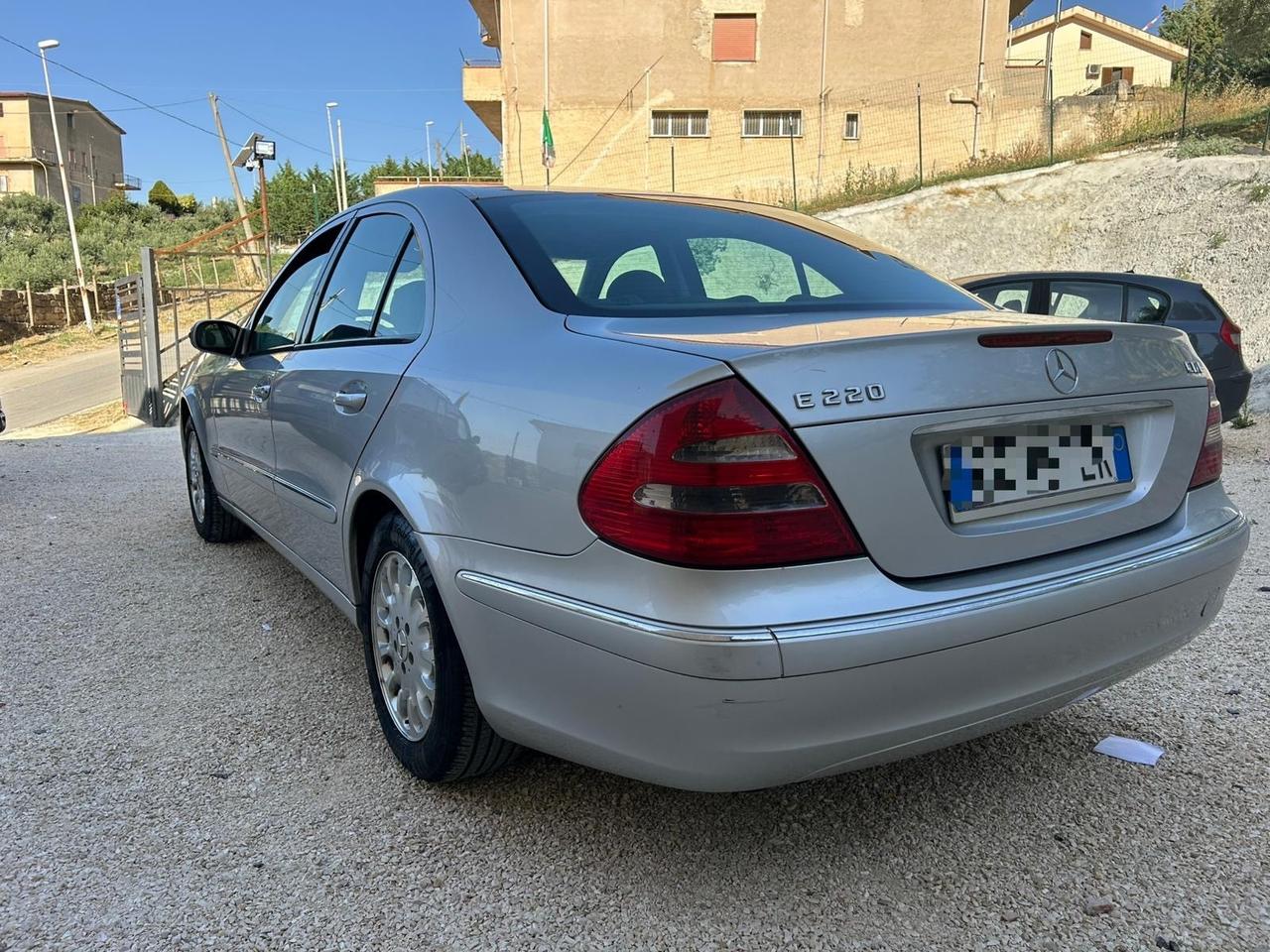 Mercedes-benz E 220 CDI cat Classic
