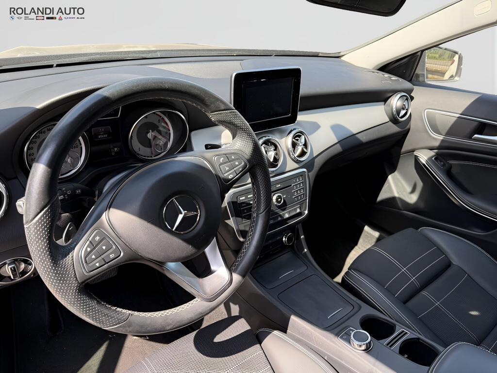 Mercedes GLA 220 220 D Sport 4Matic 7G-DCT