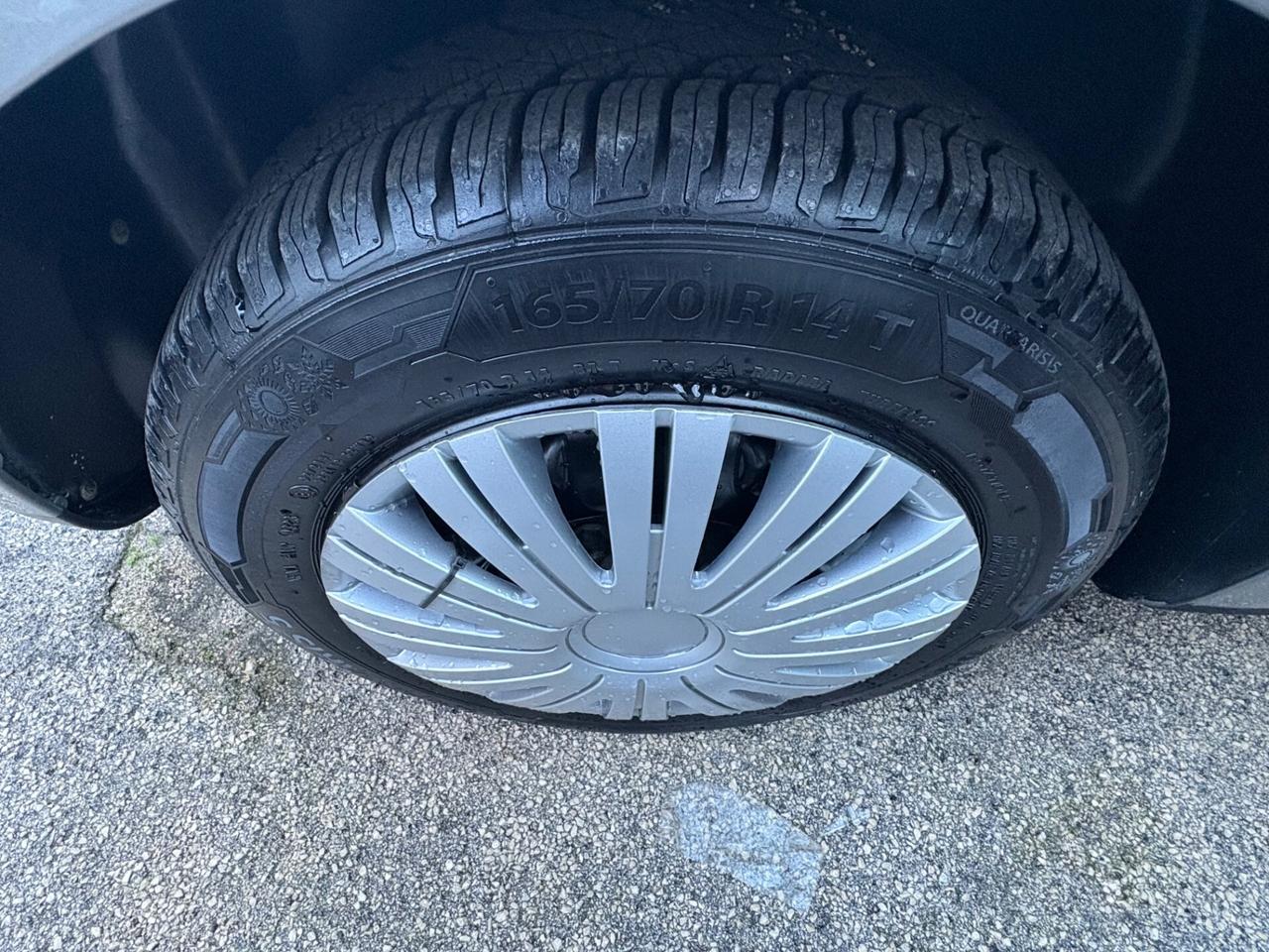 Volkswagen Polo 1.2 benz. splendide condizioni