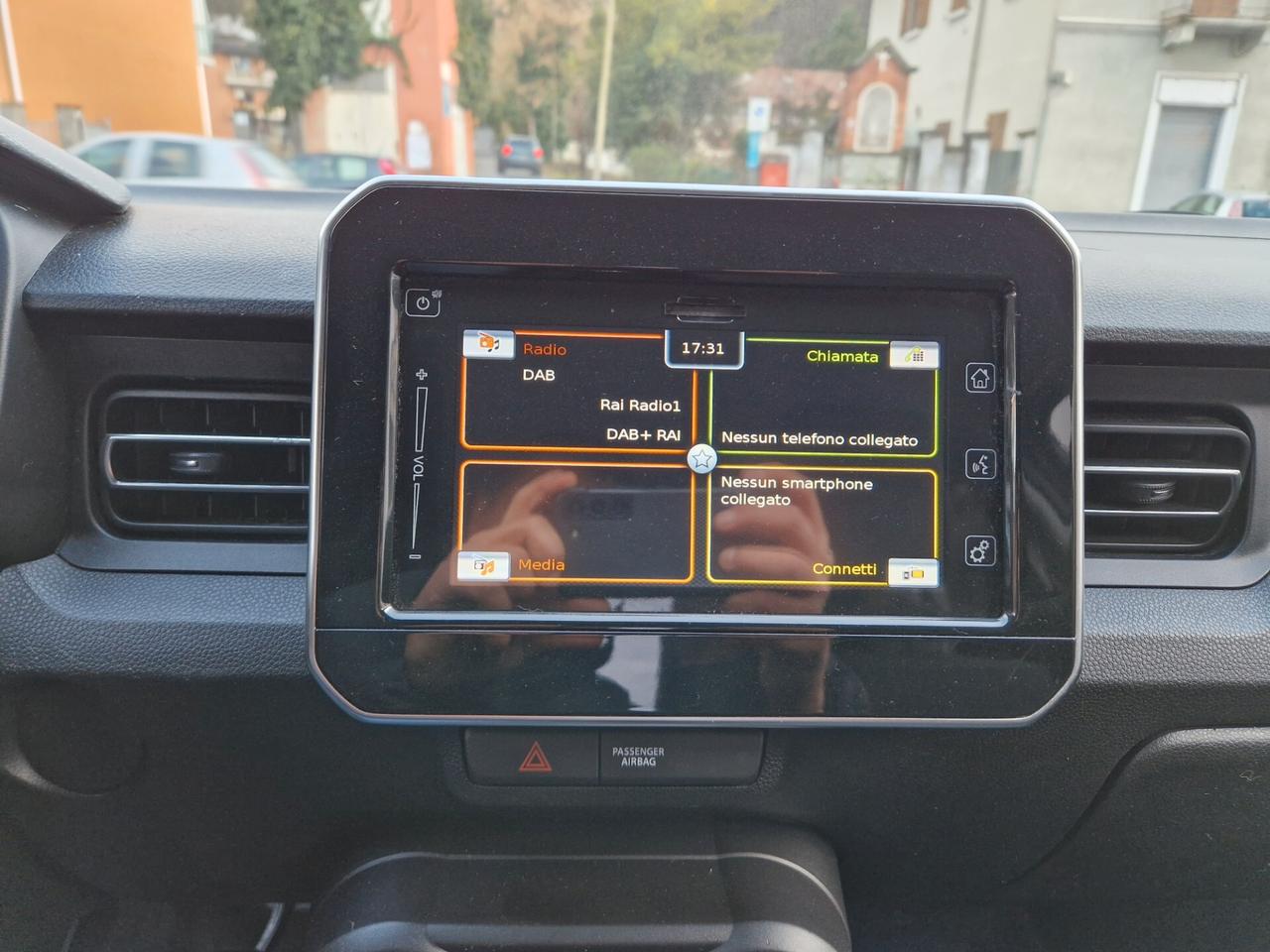 Suzuki Ignis Hybrid 1.2 83CV, Bluetooth, Carplay, Line assist