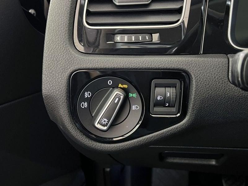 Volkswagen Golf Golf 2.0 TDI 5p. Highline BlueMotion Technology