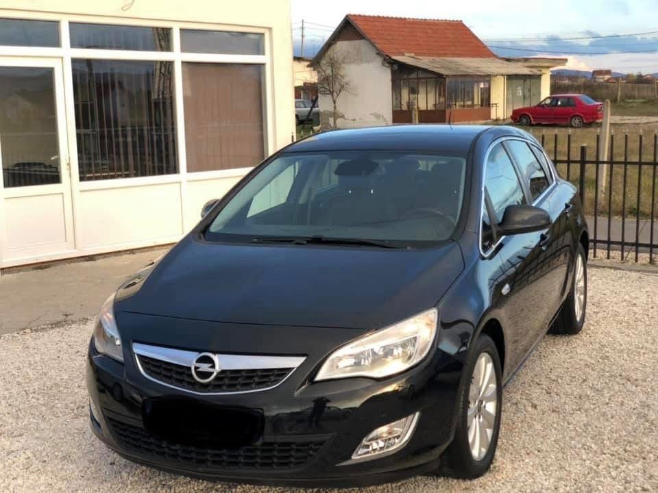 Opel Astra 1.7 CDTI 110CV 5 porte Cosmo