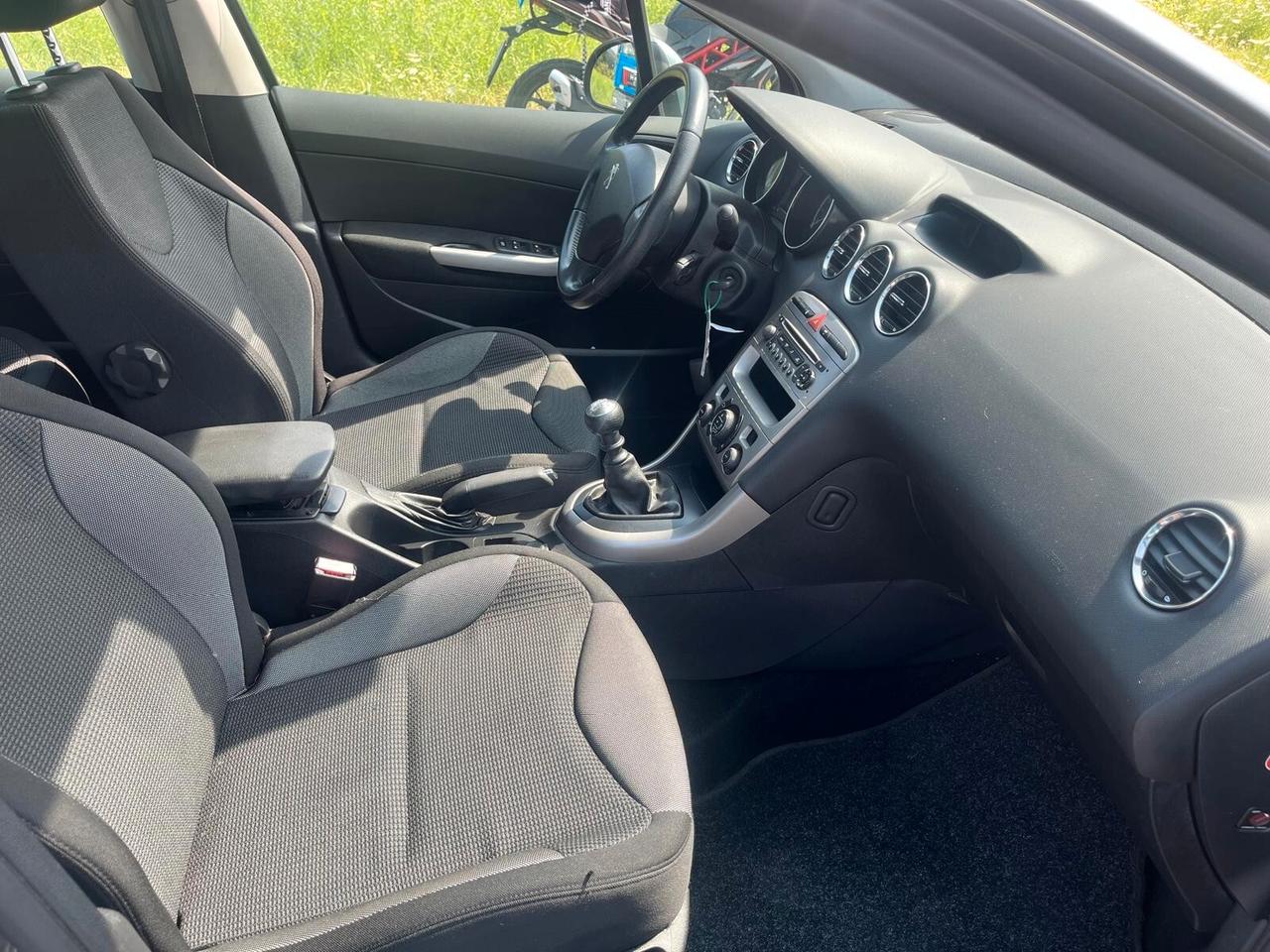 Peugeot 308 1.6 8V e-HDi 112CV 5p.