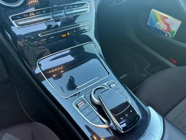 MERCEDES-BENZ C 200 d Auto Premium