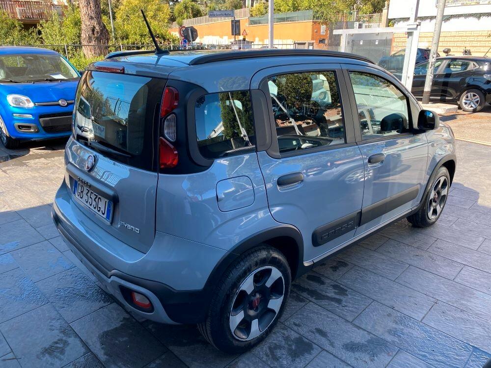 Fiat Panda 1.0 FireFly S&S Hybrid City Cross