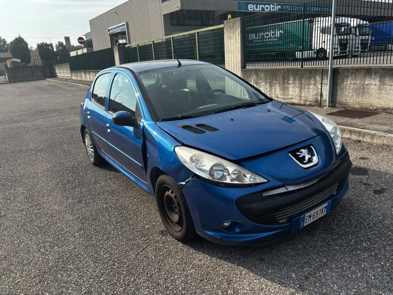Peugeot 208 BlueHDi 75 S&S 5 porte Incidentata come nelle foto