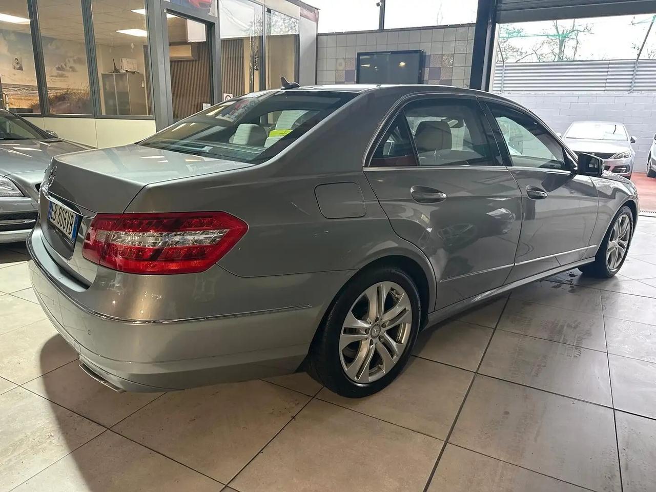 Mercedes-benz E 500 Avantgarde Blindatura