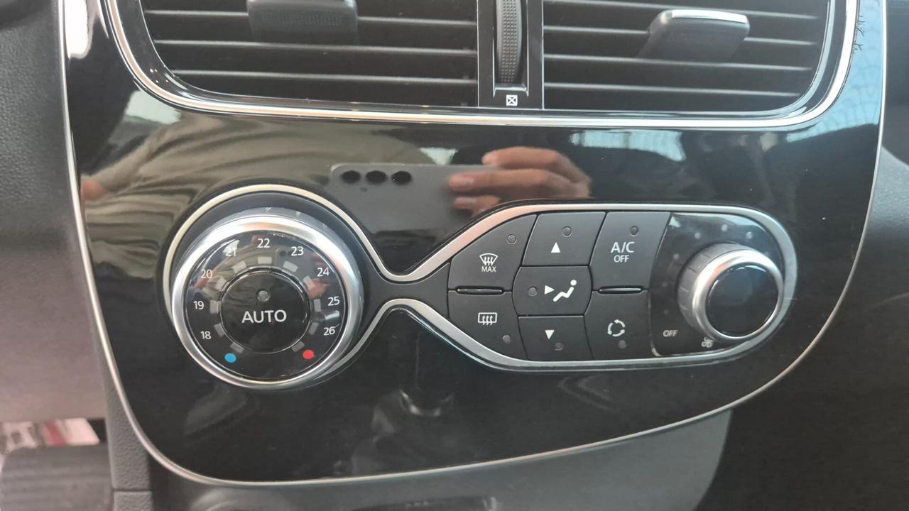 PROSSIMO ARRIVO Renault Clio dCi 8V 90 CV EDC