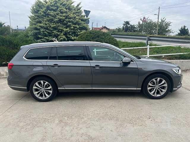 Volkswagen Passat Variant 2.0 TDI 190 CV 4MOTION DSG Highline BMT