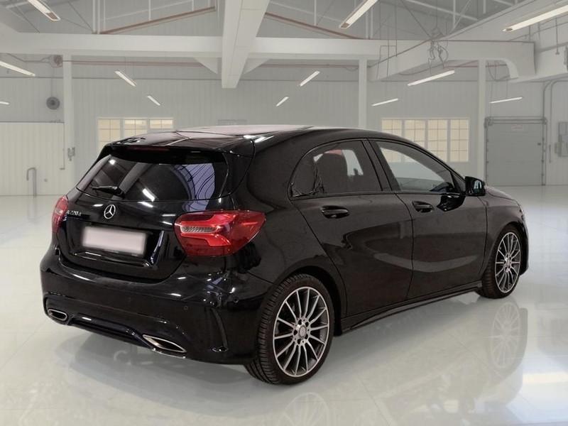 MERCEDES-BENZ A 220 D AUTOMATIC PREMIUM 5 PORTE BERLINA
