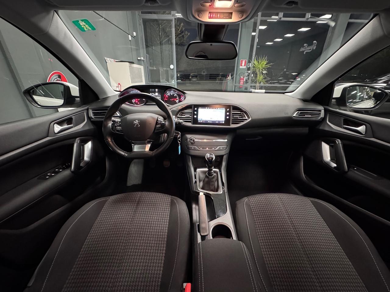 Peugeot 308 BlueHDi 100 S&S SW Business