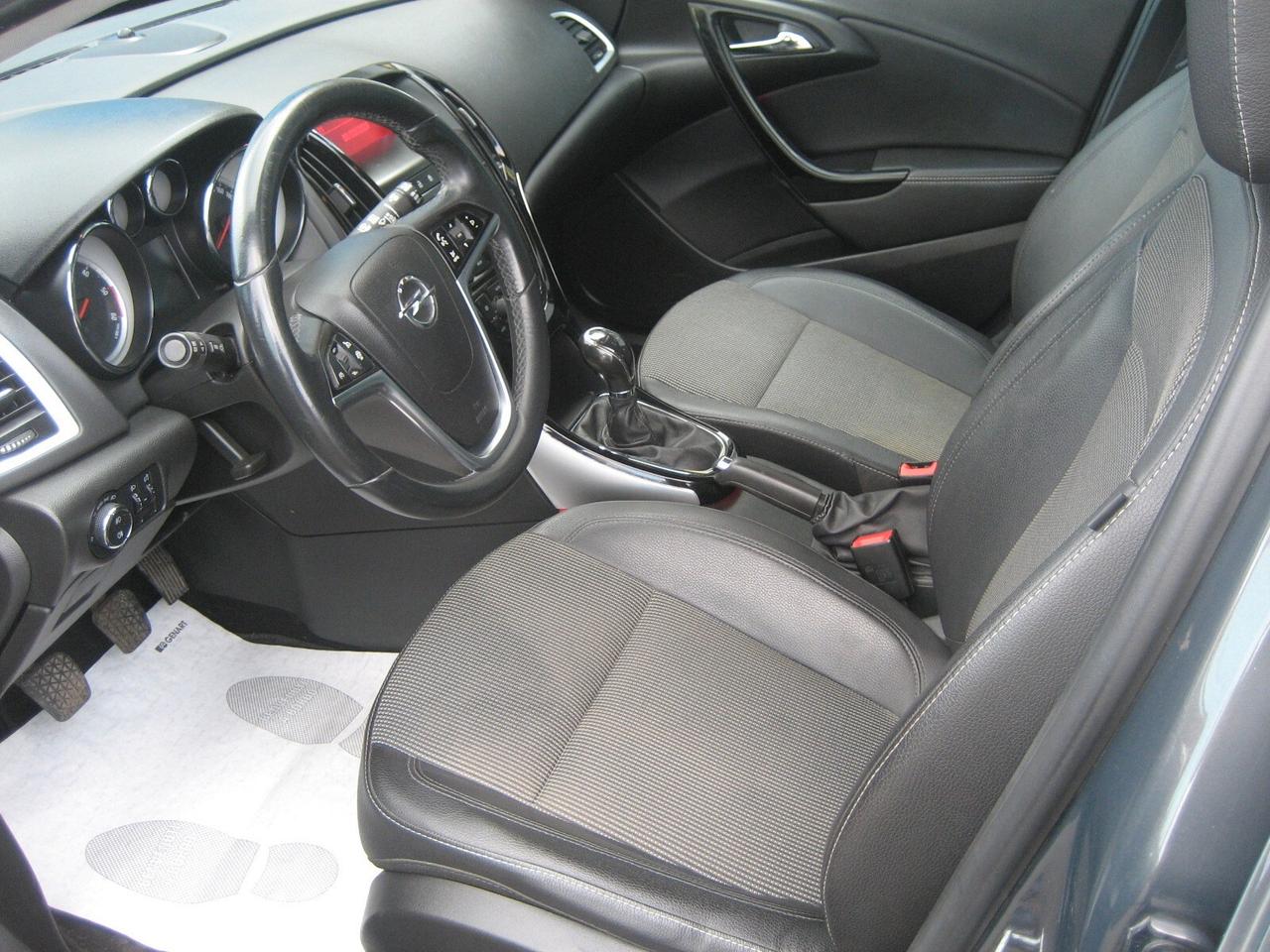 Opel Astra 1.6 CDTI EcoFLEX S&S Sports Tourer Cosmo