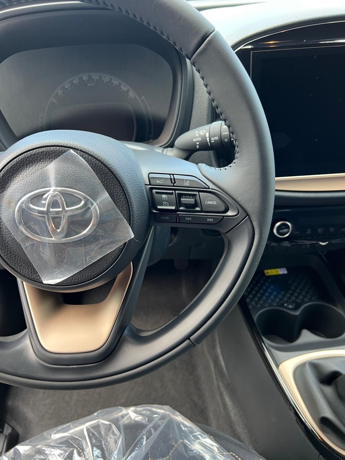 Toyota Aygo X 1.0 VVT-i 72 CV 5 porte Lounge