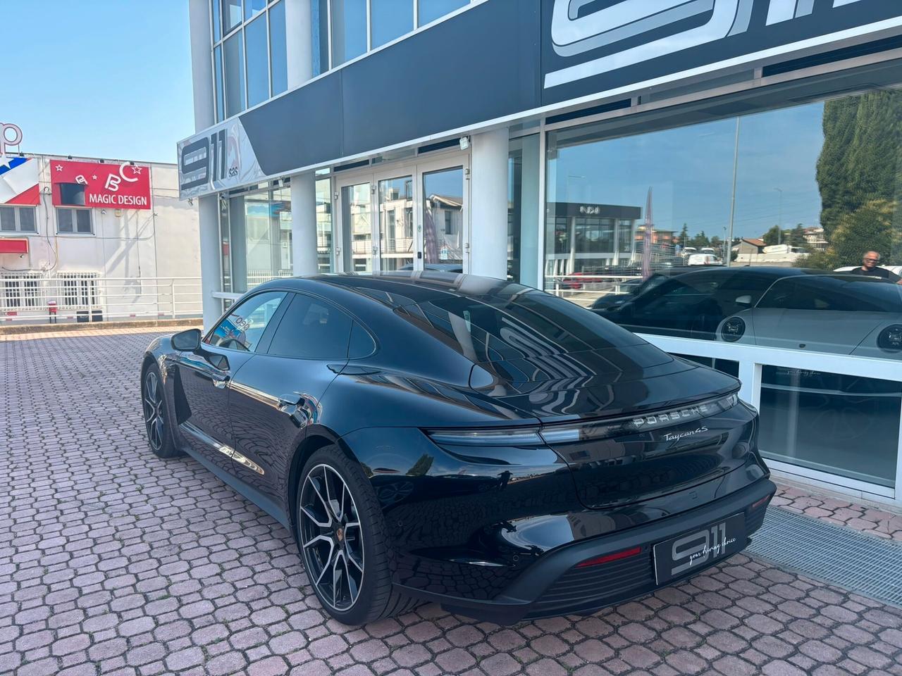 Porsche Taycan 4S