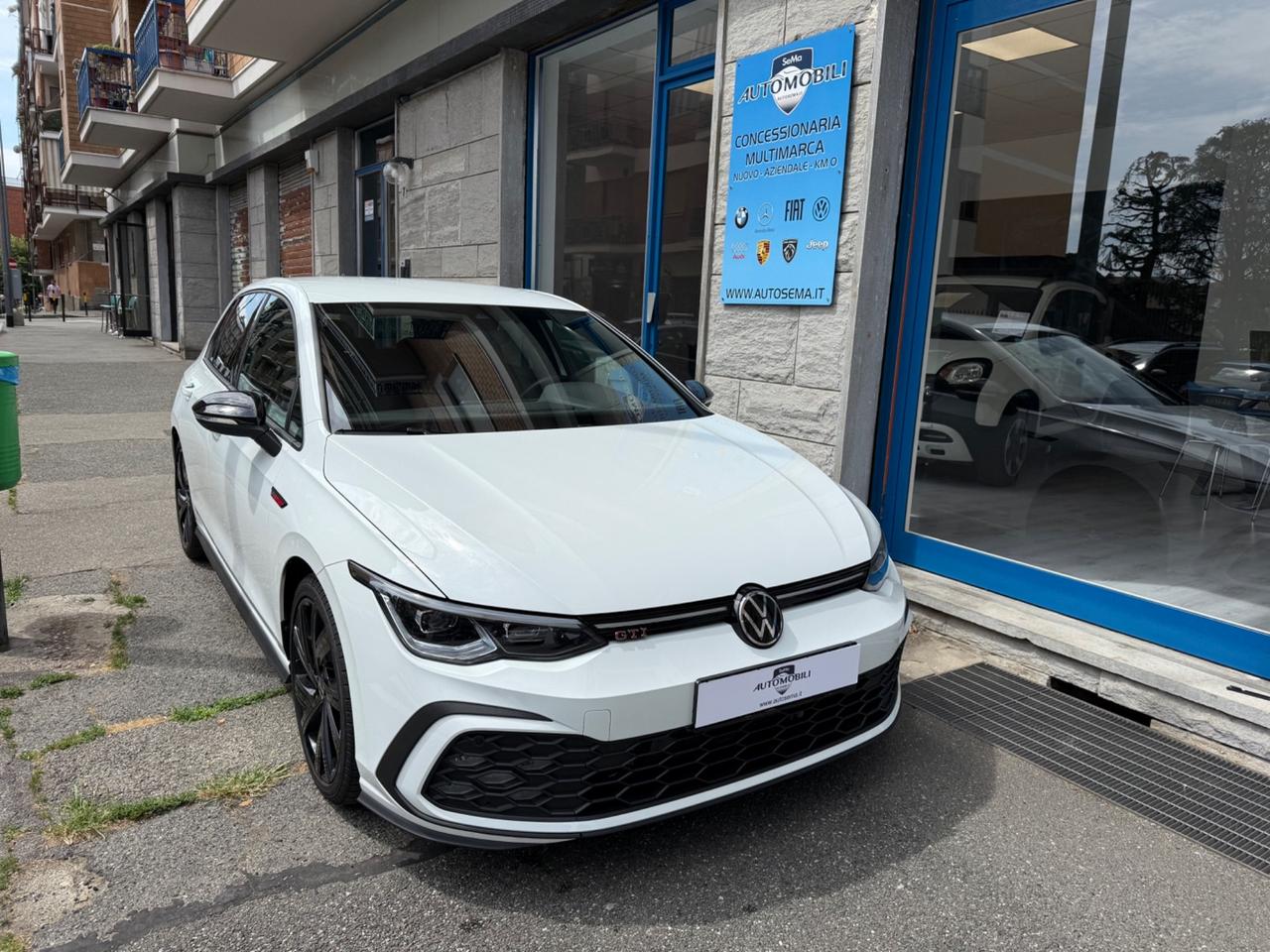 Volkswagen Golf GTI 2.0 TSI DSG PERFORMANCE
