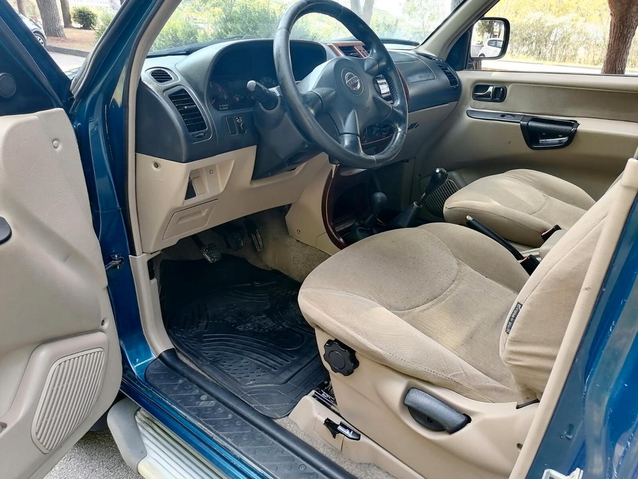 Nissan Terrano II - 3 porte - Gancio Traino