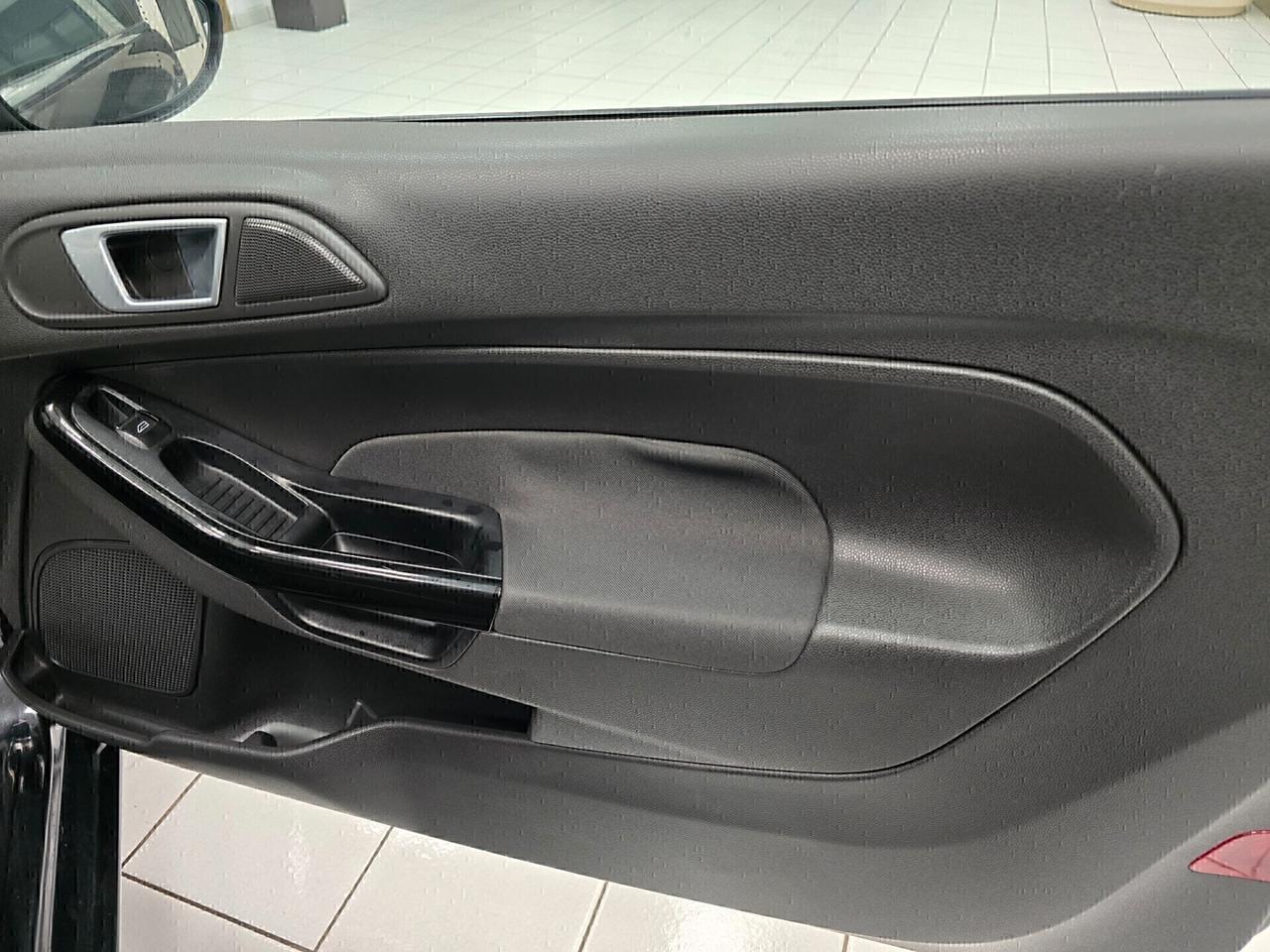 Ford Fiesta 1.5 Tdci Titanium 2013 NEOPATENTATI