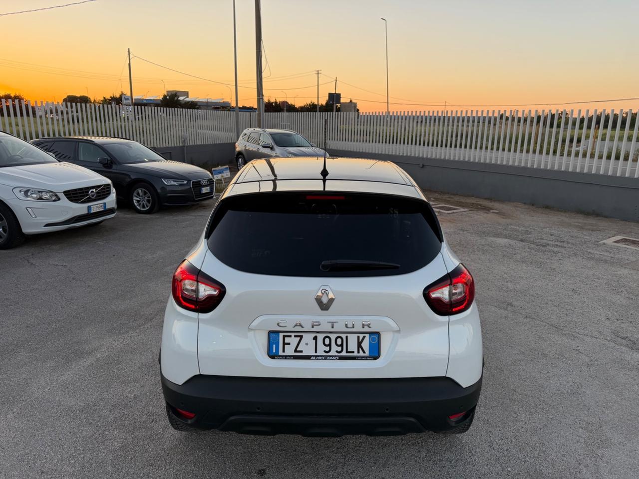 RENAULT CAPTUR TCE 90 CV FULL LED PERLATA MY20