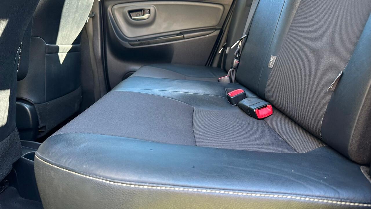 Toyota Yaris 1.3 5 porte Style 2015 Neopetant GPL LEGGI TESTO