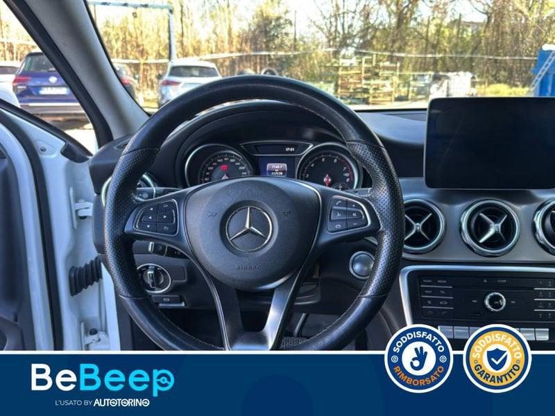 Mercedes-Benz GLA 200 SPORT AUTO