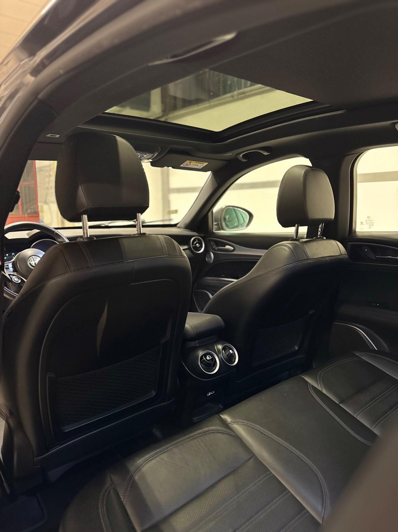 Alfa Romeo Stelvio 2.2 Turbodiesel 210 CV AT8 Q4 Super
