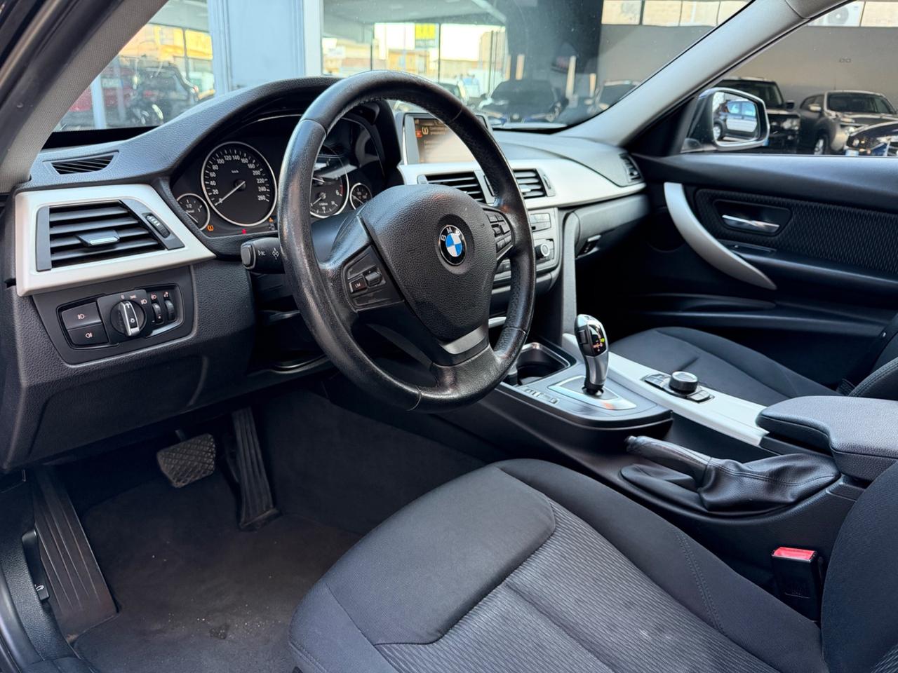 Bmw 318 d 143 CV Modern Cambio Autom 2015