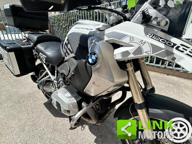 BMW R 1200 GS .
