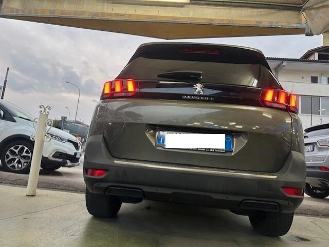 PEUGEOT 5008 AUTOMATICO 7 POSTI 1,6 DIESEL