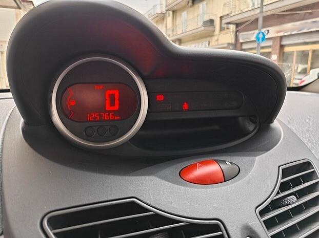 RENAULT Twingo 1.2 8v *FULL OPTIONAL*