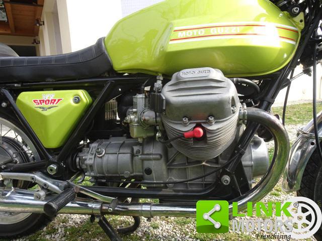 MOTO GUZZI V7 SPORT
