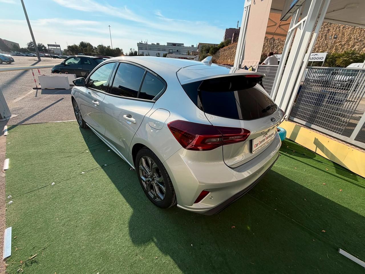 Ford Focus 1.0 EcoBoost Hybrid 125 CV 5p. ST-Line