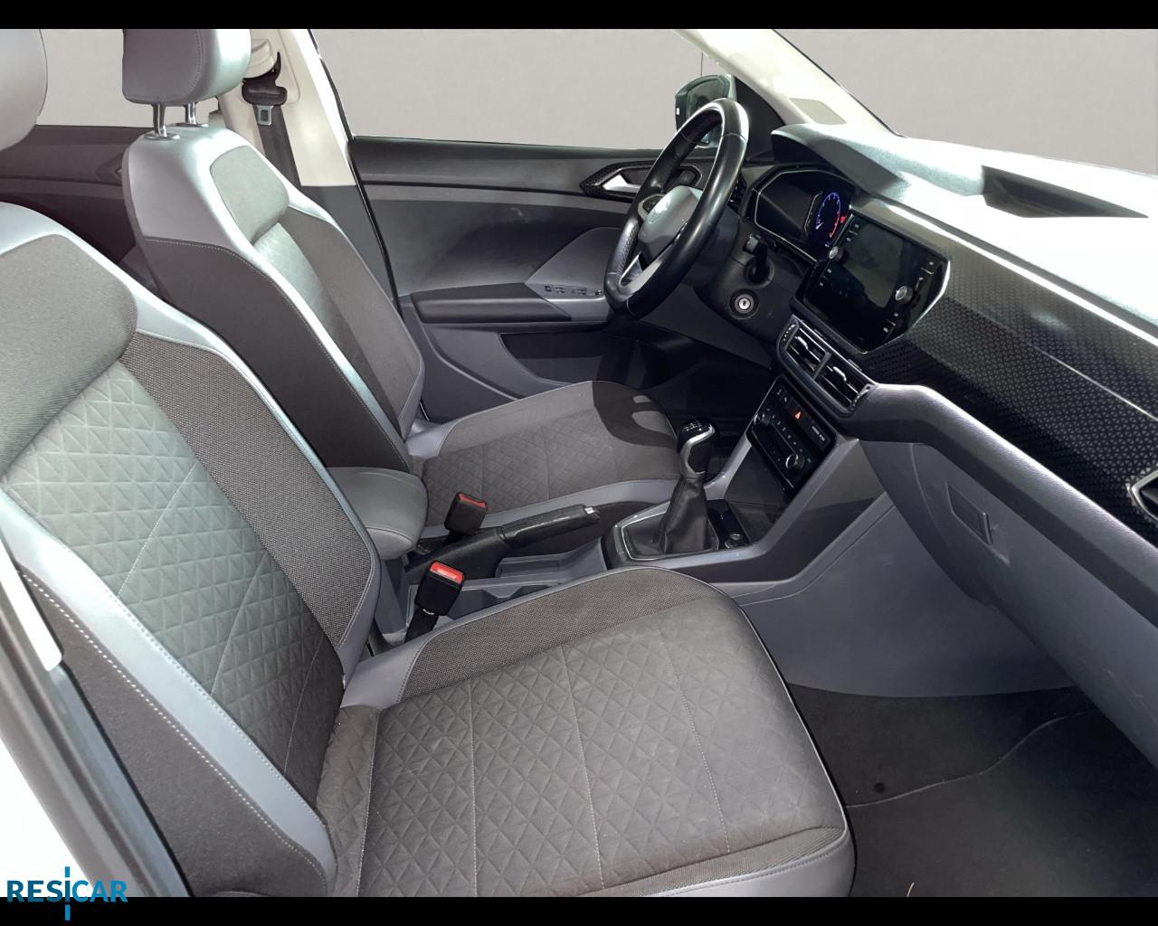 Volkswagen T-Cross 1.0 tsi Advanced 110cv