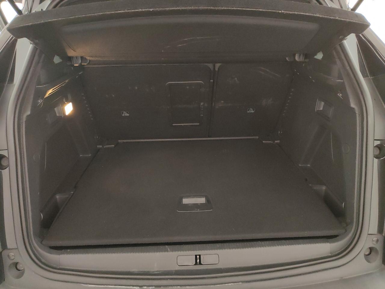 Peugeot 3008 Hybrid 136 e-DCS6 GT