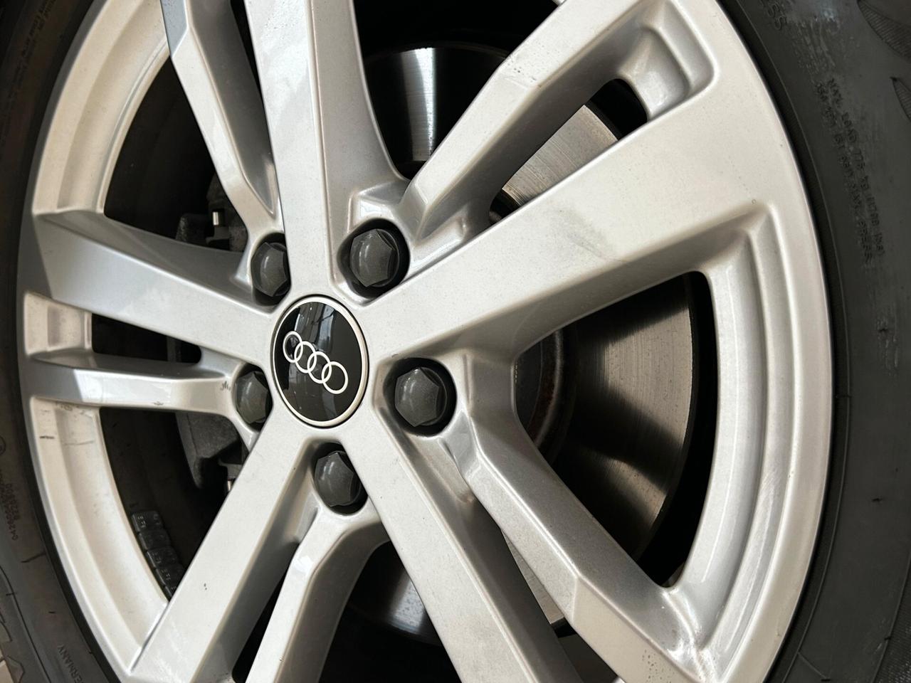 Audi Q3 35 TDI S tronic Business