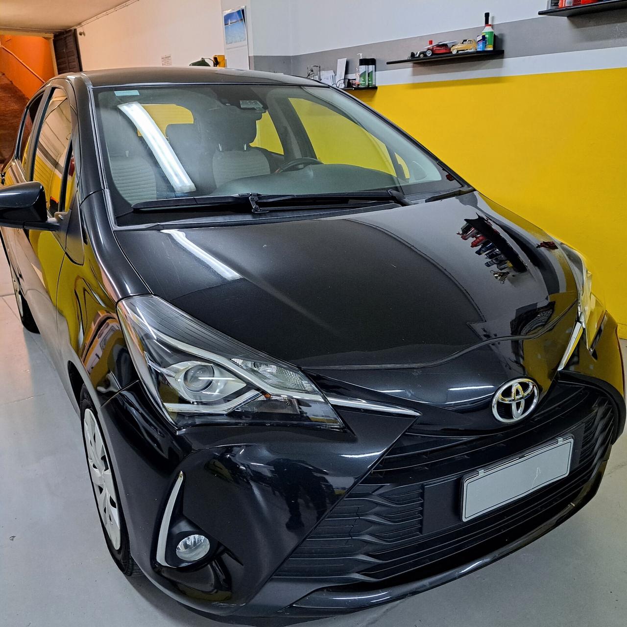 Toyota Yaris 1.0 72 CV 5 porte Active