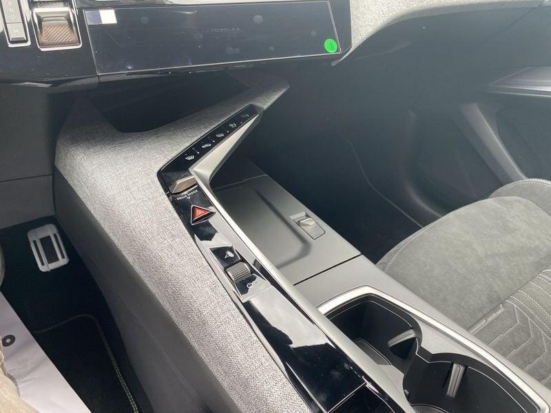 Peugeot 5008 Hybrid 145 e-DCS6 Allure