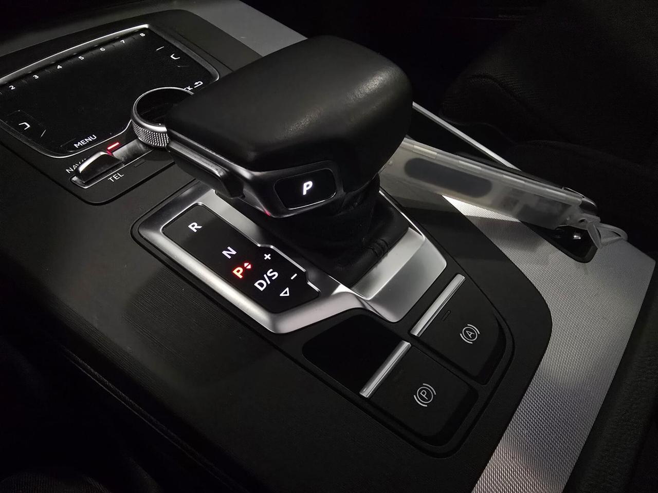Audi Q5 45 TDI quattro tiptronic Business Sport