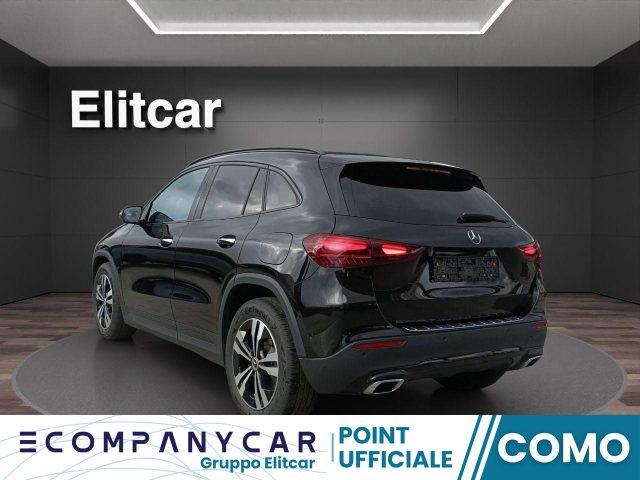 MERCEDES-BENZ GLA 180 Automatic Progressive Advanced