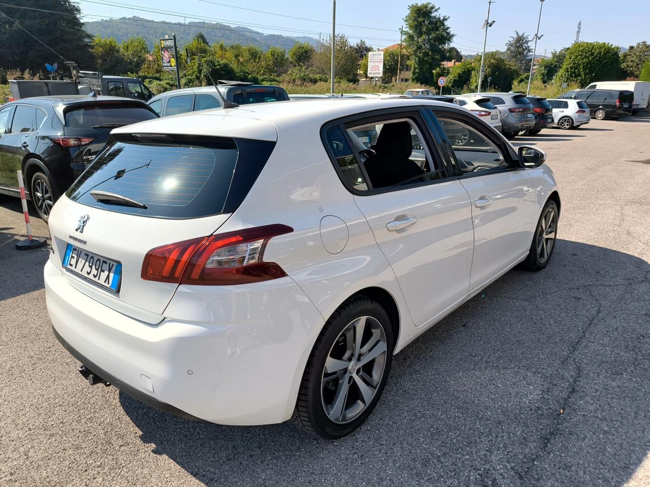 Peugeot 308 1.6 e-HDi 115 CV Stop&Start Business *GANCIO TRAINO*