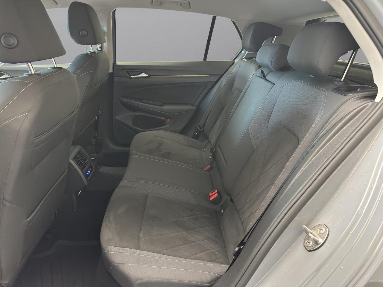 Volkswagen Golf 1.5 etsi evo Style 130cv dsg