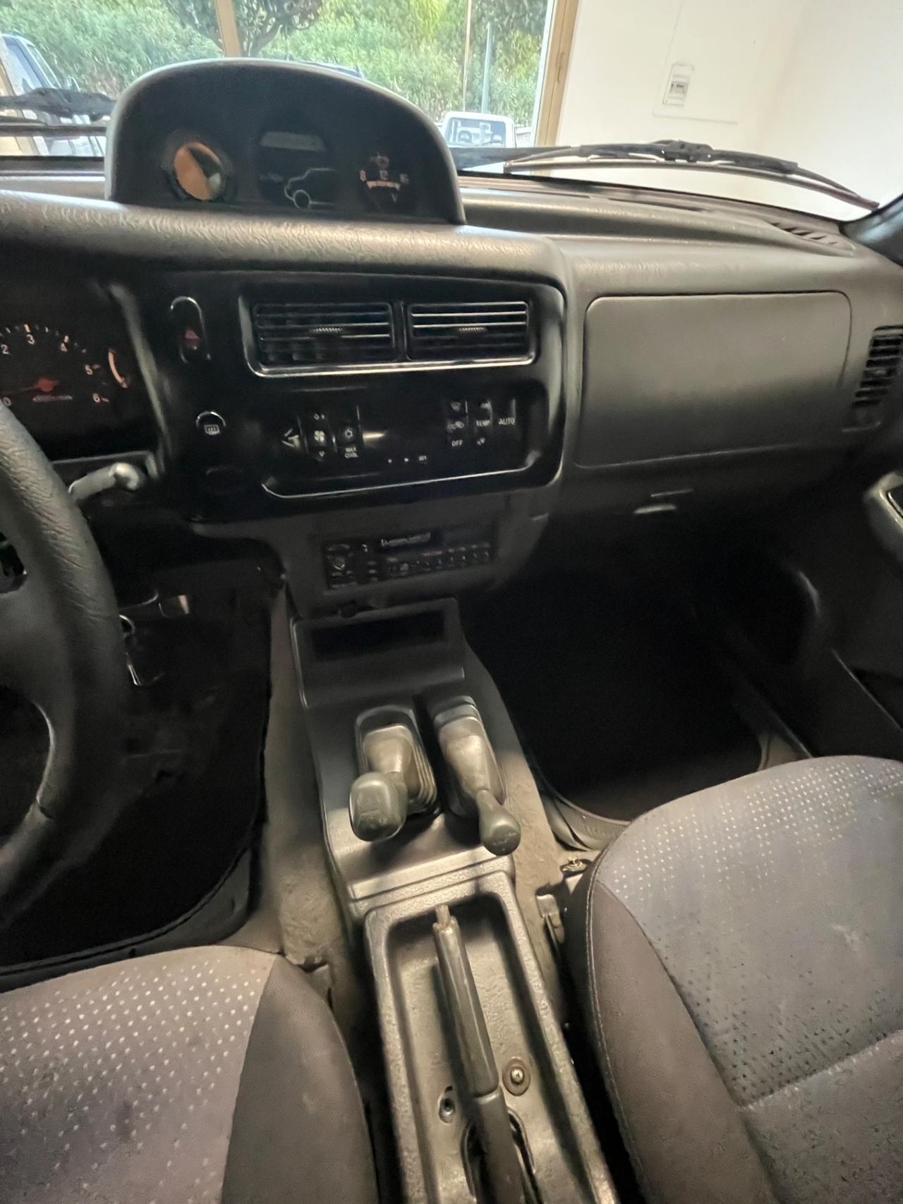 Mitsubishi L200 2.5 TDI 4WD Double Cab Pup. GLS T.