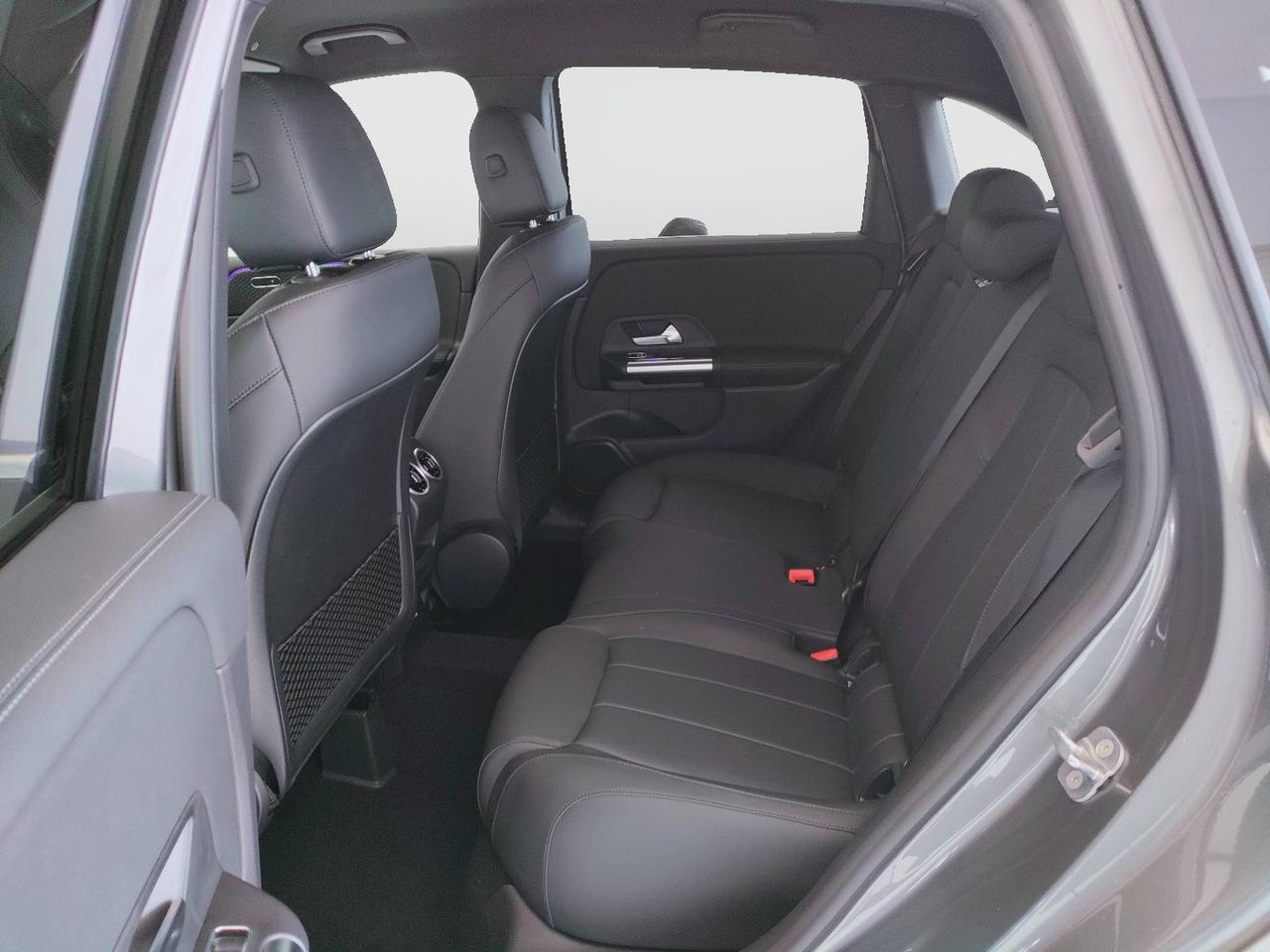 Mercedes-Benz Classe B - W247 2023 - B 180 d Street Edition auto