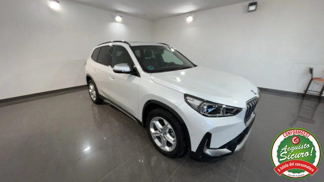BMW X1 sDrive 18d xLine + Tetto