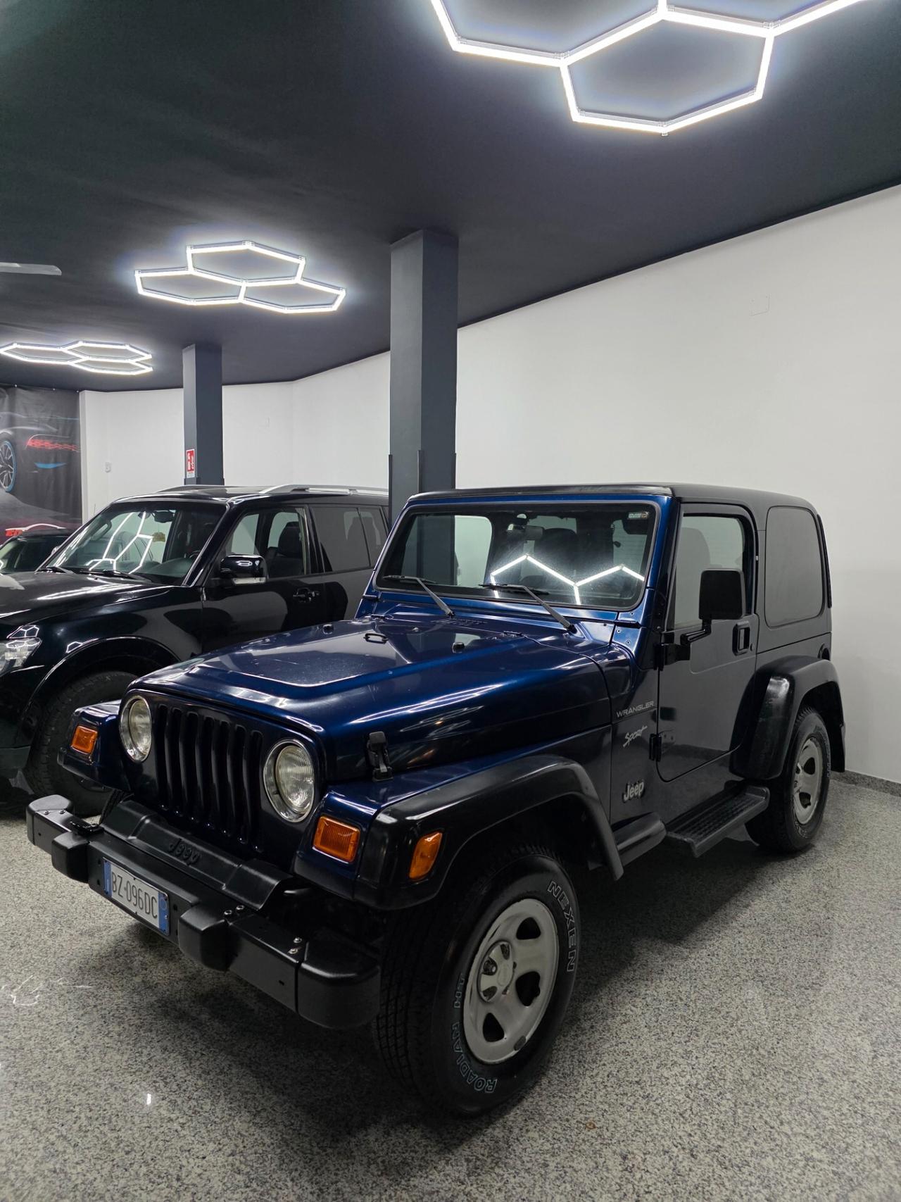 Jeep Wrangler 4.0 cat Sport
