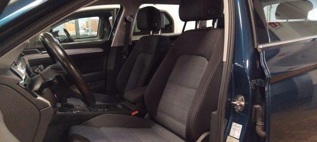 VOLKSWAGEN Passat VAR. 2.0 TDI DSG Business VIDEO LED