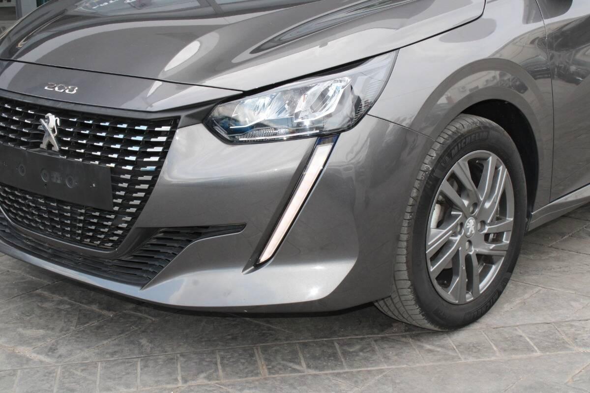 Peugeot 208 1.2 puretech Active s&s 75cv Con NAVIGATORE