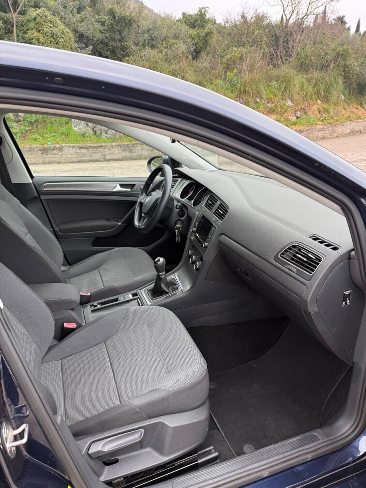 Volkswagen Golf 1.6 TDI 5p. Highline BlueMotion Technology